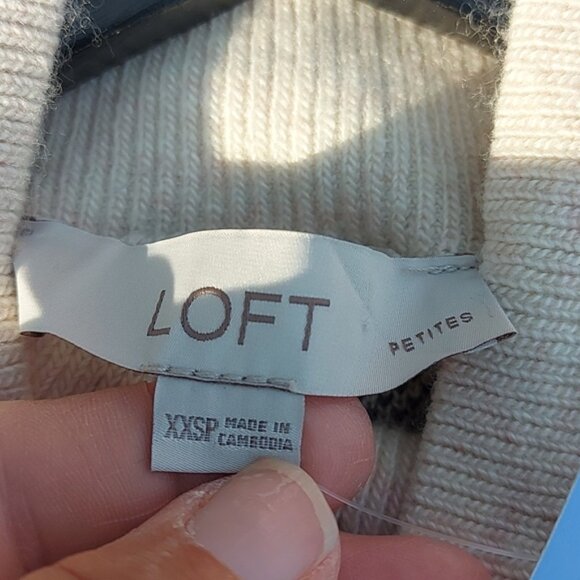 Ann Taylor Loft turtleneck animal print sweater dress - Picture 7 of 8